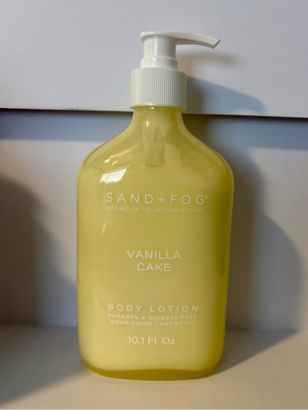 Vanilla Cake Body Lotion - Sand and Fog
